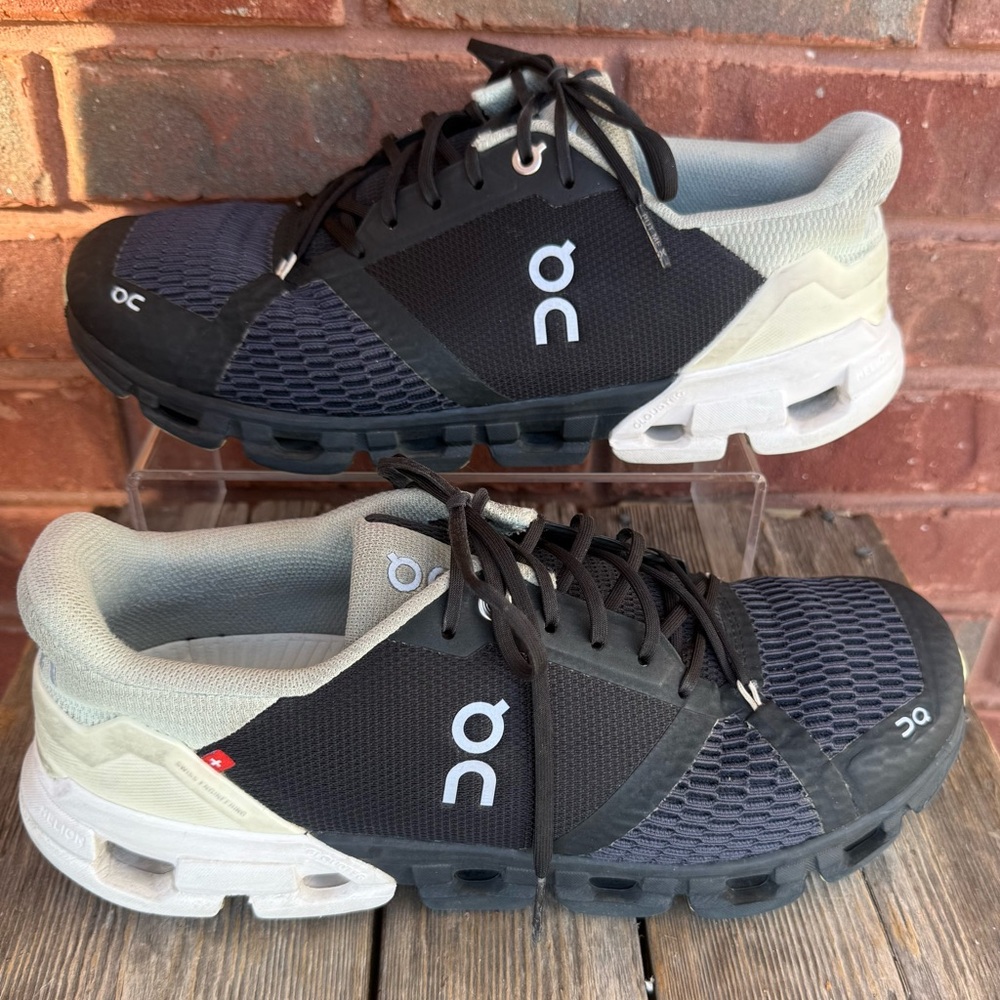 On Cloud Cloudflyer Helion 4 Shoes Women’s Size 10 Cloudtec Black Blue Mint